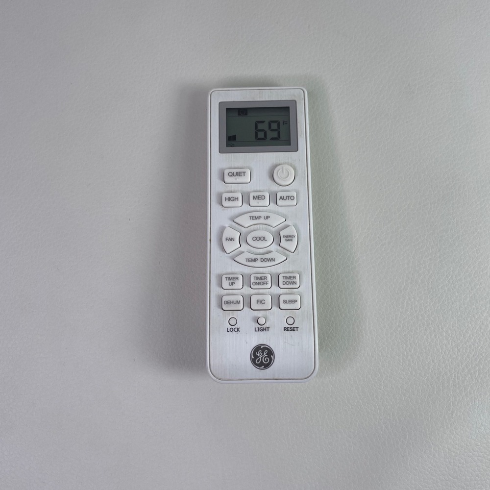 GE Air Conditioner Remote Control White LCD Display Replacement 0010401715EG CH